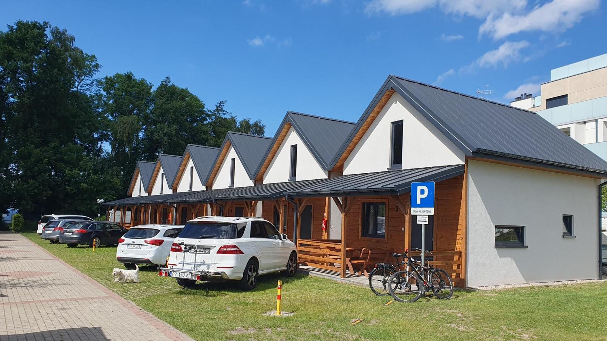 Camping Klif-Nowe Klimatyzowane Domki, 400M Od Centrum Rewala, 30M Od Morza Trzęsacz Kültér fotó