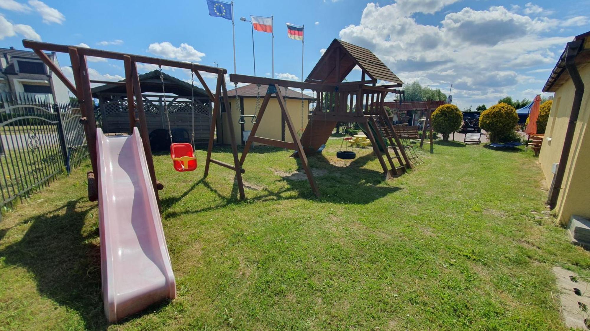 Camping Klif-Nowe Klimatyzowane Domki, 400M Od Centrum Rewala, 30M Od Morza Trzęsacz Kültér fotó