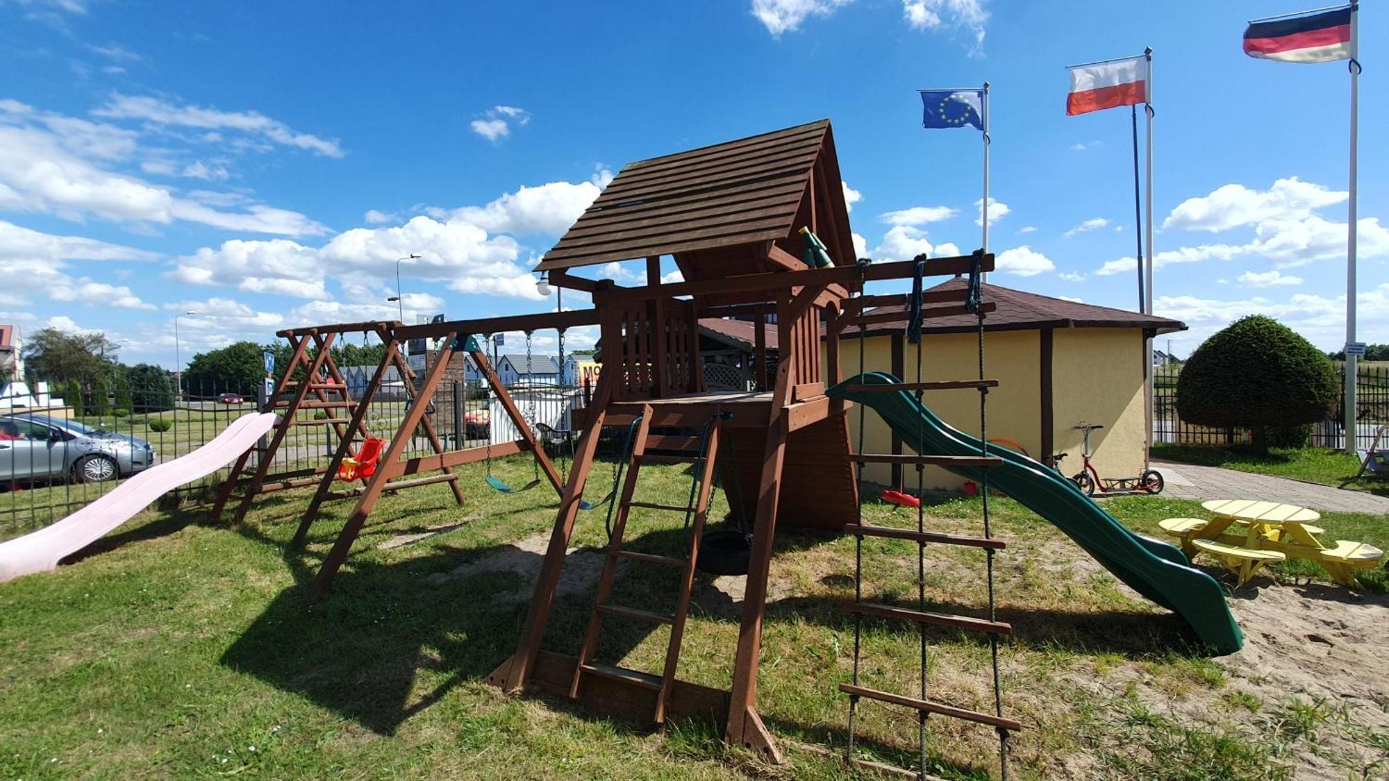 Camping Klif-Nowe Klimatyzowane Domki, 400M Od Centrum Rewala, 30M Od Morza Trzęsacz Kültér fotó